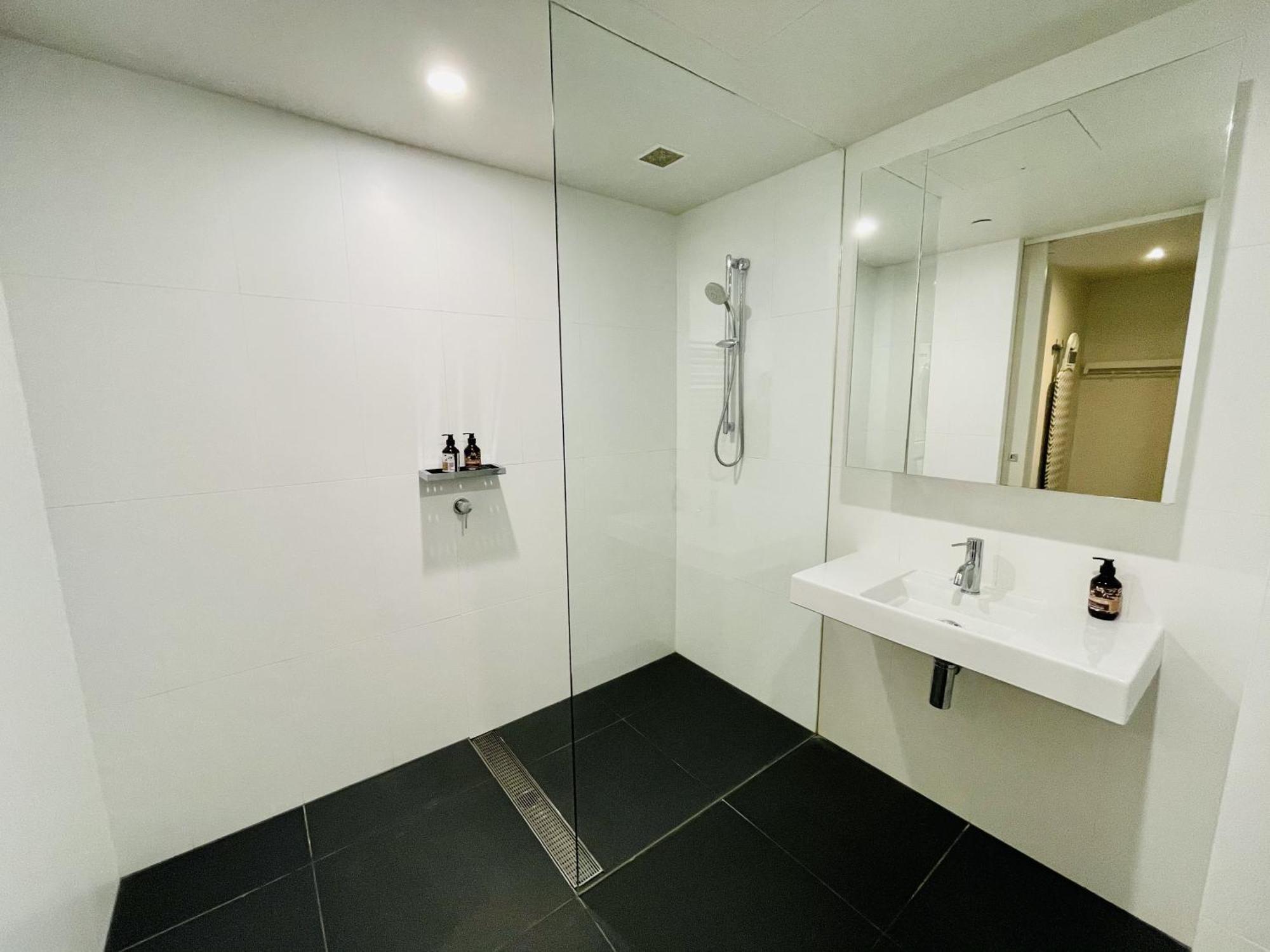 Nishi Holiday Apartments Canberra Pokoj fotografie